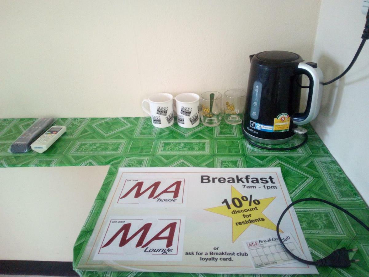 M & A Guesthouse Hua Hin Exteriör bild